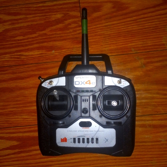 Other - AIRPLANE REMOTE CONTROL LONG RANGE FREQUENCY MATCHES